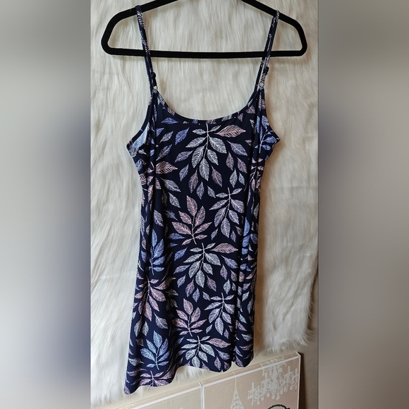 Sandra & Tiffany Midnight Feathers Nightie (NWOT) - Picture 4 of 6